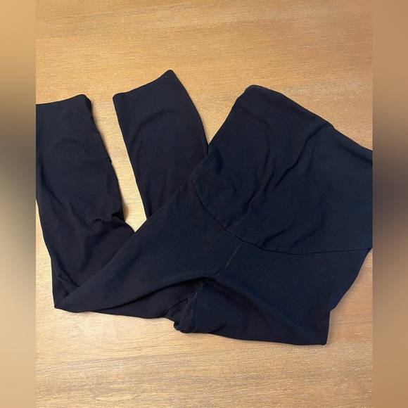 Maternity Leggings - Picture 4 of 5